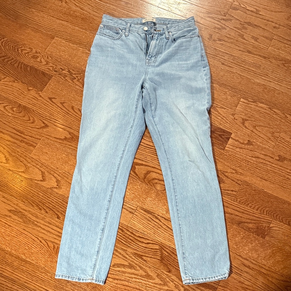 Madewell Women's Straight-Leg Jeans in Light Blue Wash